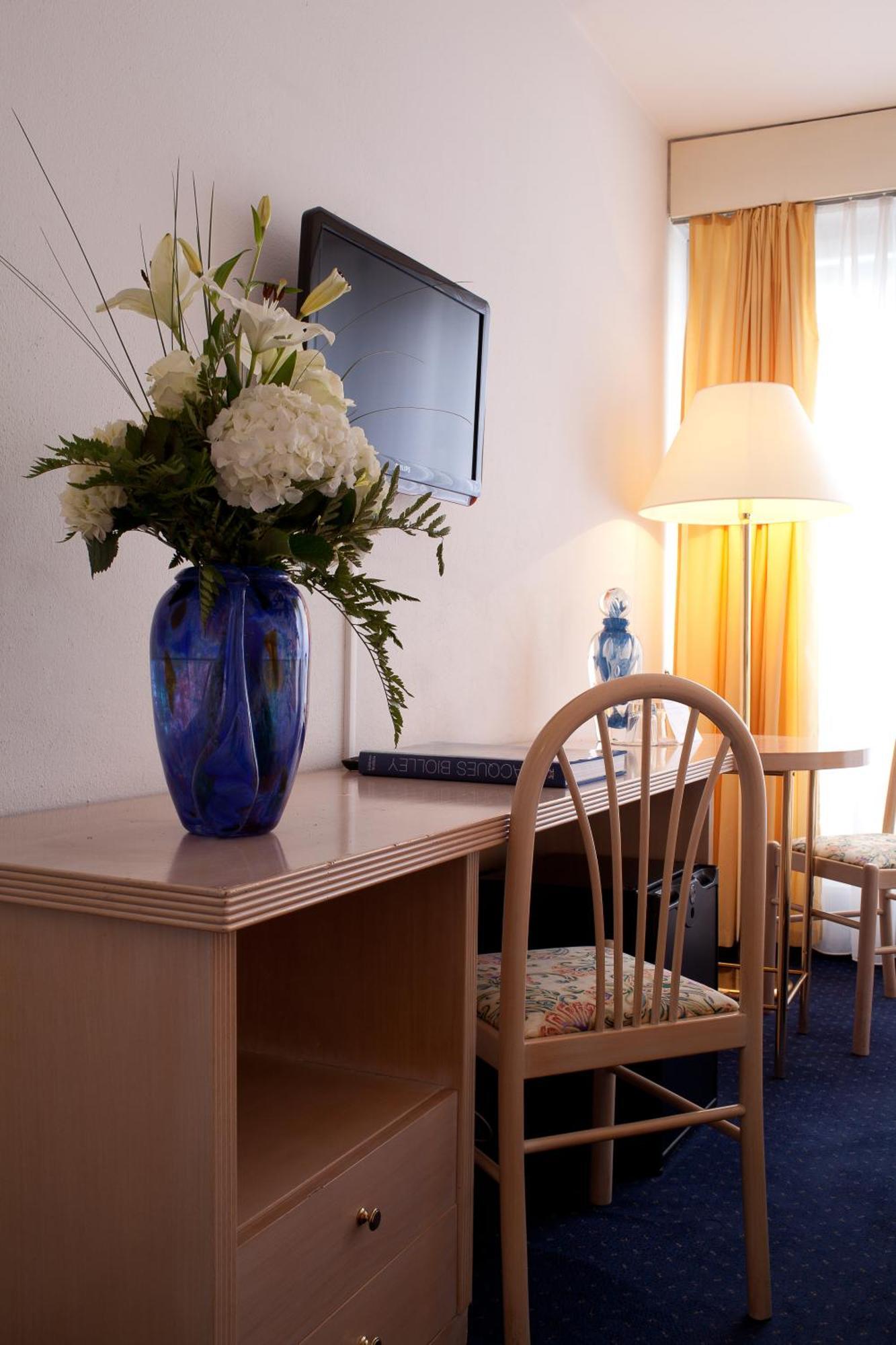 Drake Longchamp Hotel Geneva Exterior photo