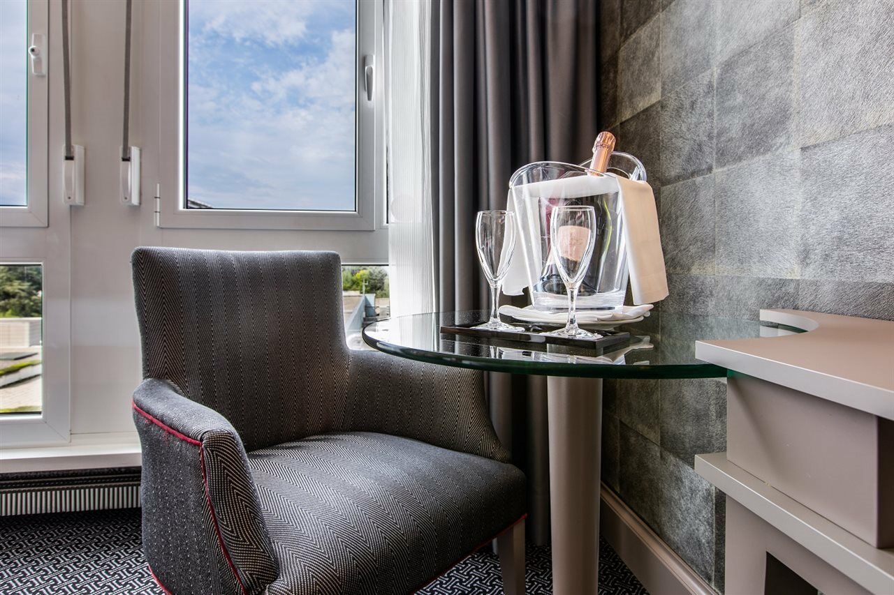 Drake Longchamp Hotel Geneva Exterior photo